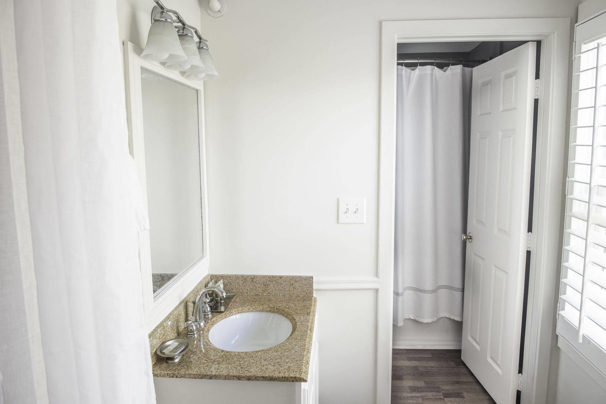 Vineyard Square Hotel And Suites Edgartown Dış mekan fotoğraf